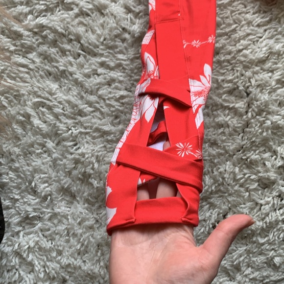 Free People RARE plaid prairie floral red ballet leggings - Picture 3 of 6